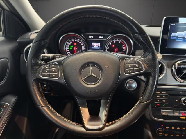 MERCEDES-BENZ GLA 180 Sport