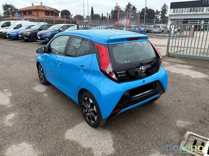Toyota Aygo 1.0 72 CV x-play