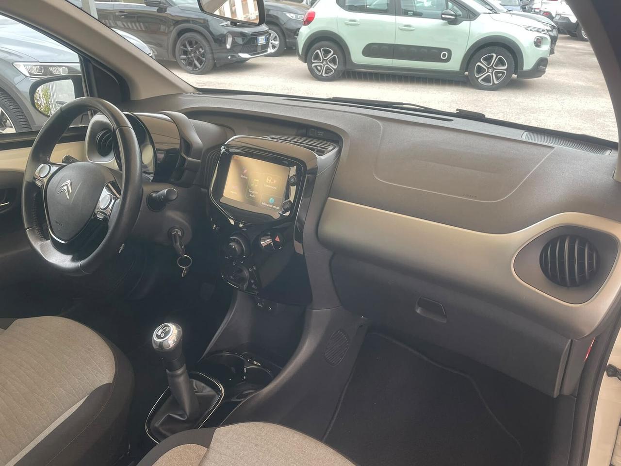 Citroen C1 PureTech 82 5 porte Shine