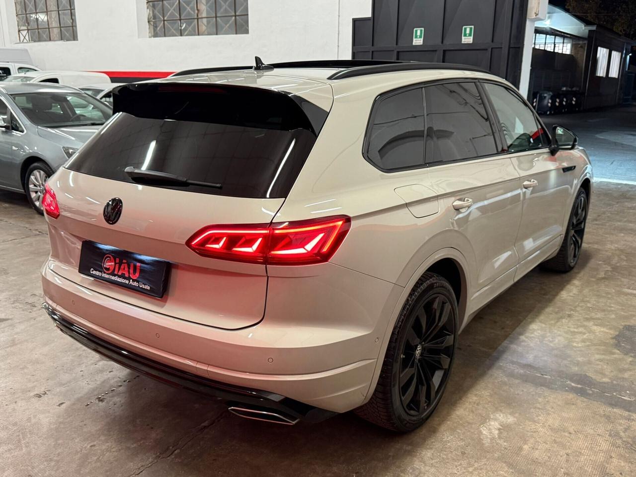 Volkswagen Touareg 3.0 V6 TDI 286 CV SCR Advanced