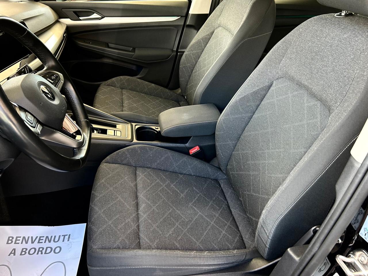 Volkswagen Golf 1.5 TGI DSG Life 2021