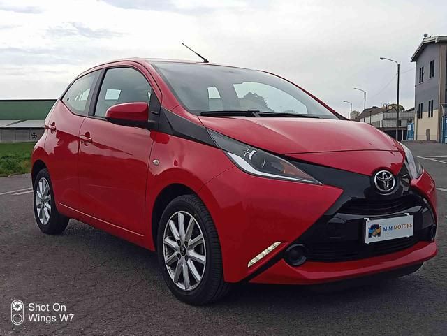 TOYOTA Aygo 1.0 VVT-i 69 CV 5 porte x-play