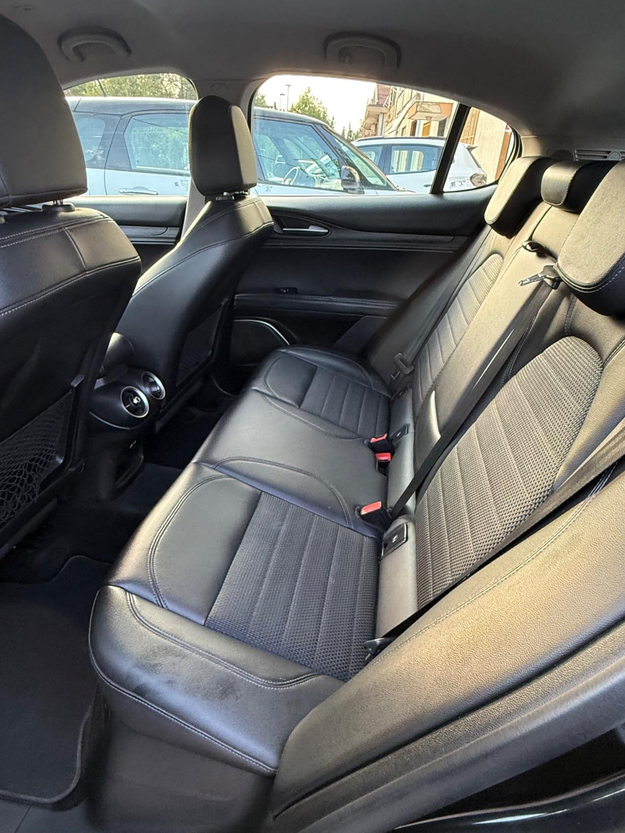 Alfa Romeo Stelvio 2.2 t Super Q4 210cv auto