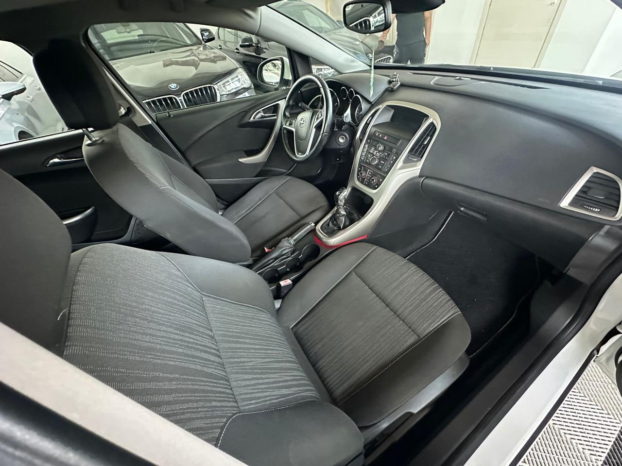 Opel Astra 1.7 CDTI 110CV 5 porte Cosmo