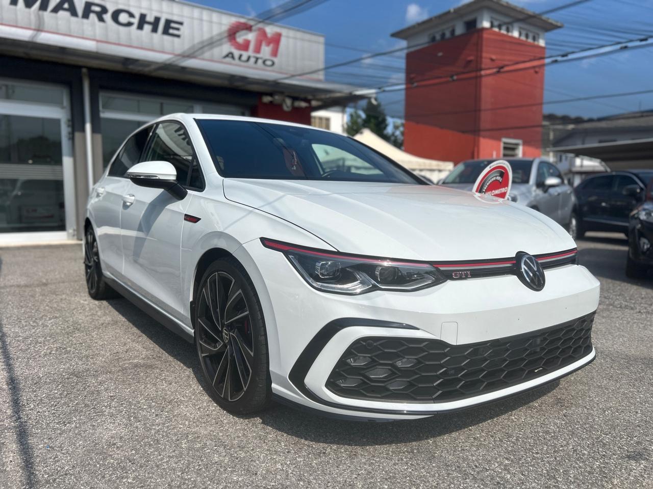 VOLKSWAGEN Golf 8 GTI