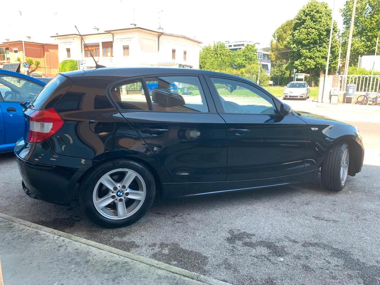 Bmw 116i 5p Futura Full Neopat. Documenti ok