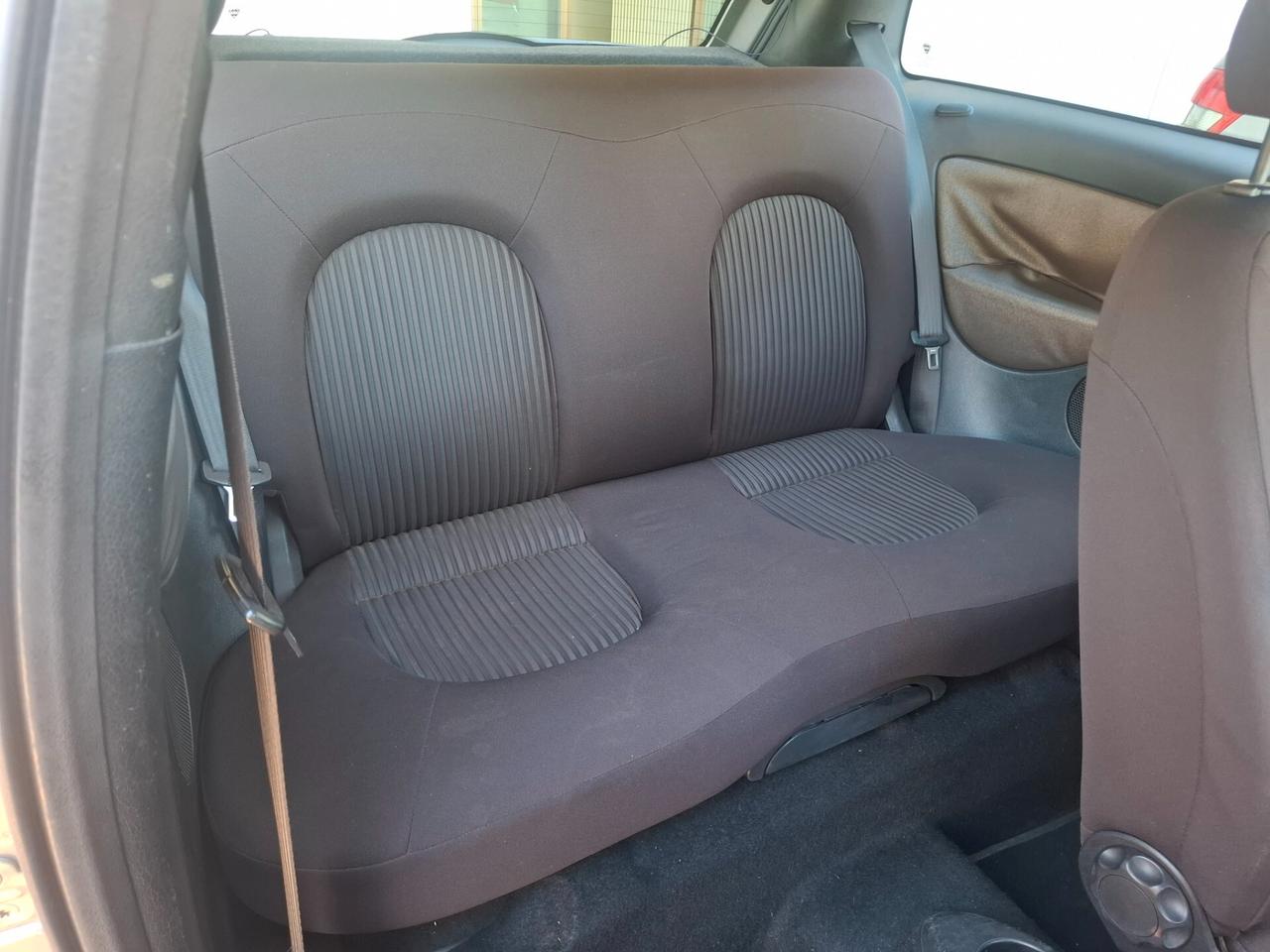 Lancia Ypsilon 1.2 69 CV Elle