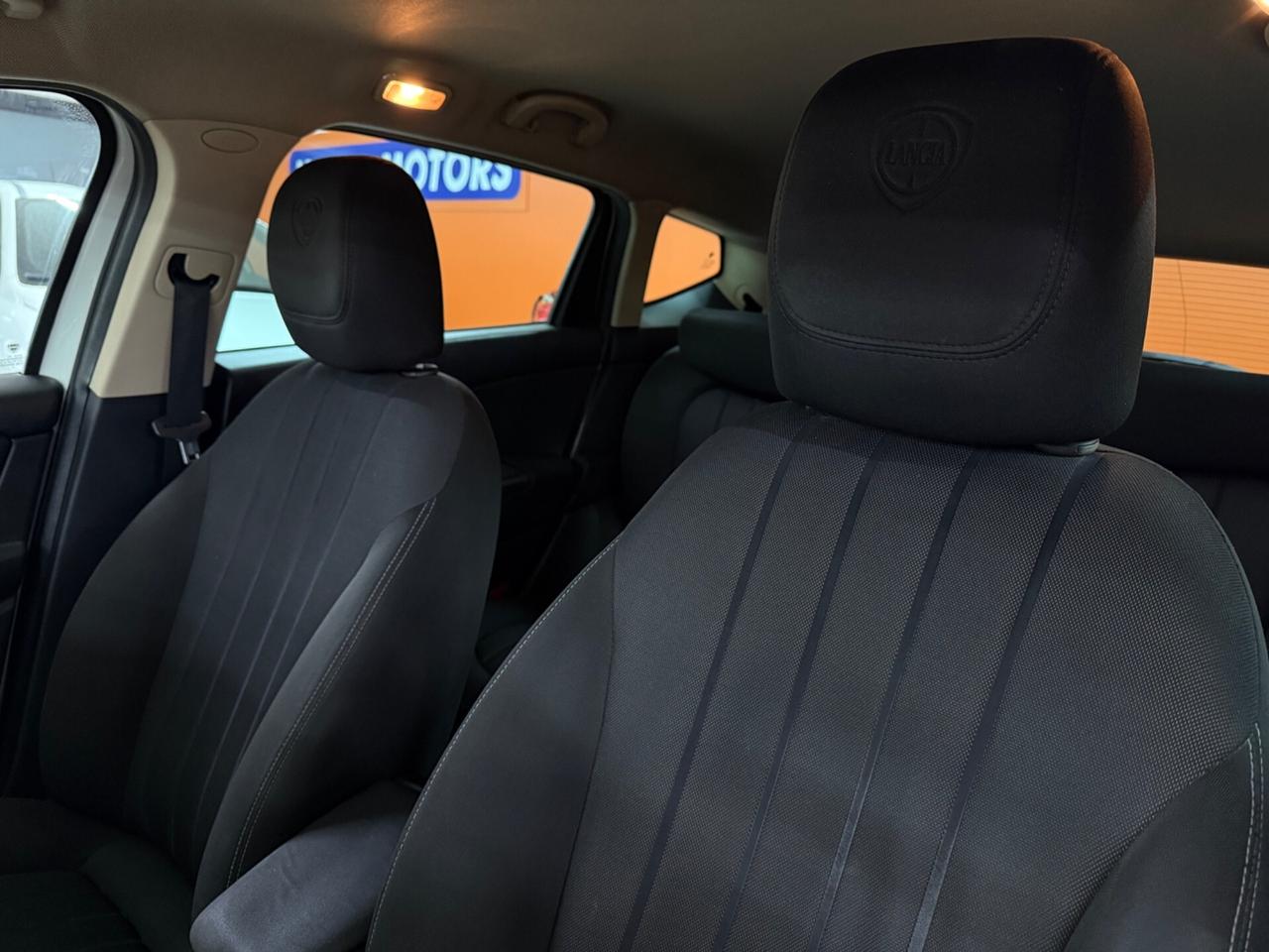 Lancia Delta 1.6 MJT DPF Cambio Automatico - 2013