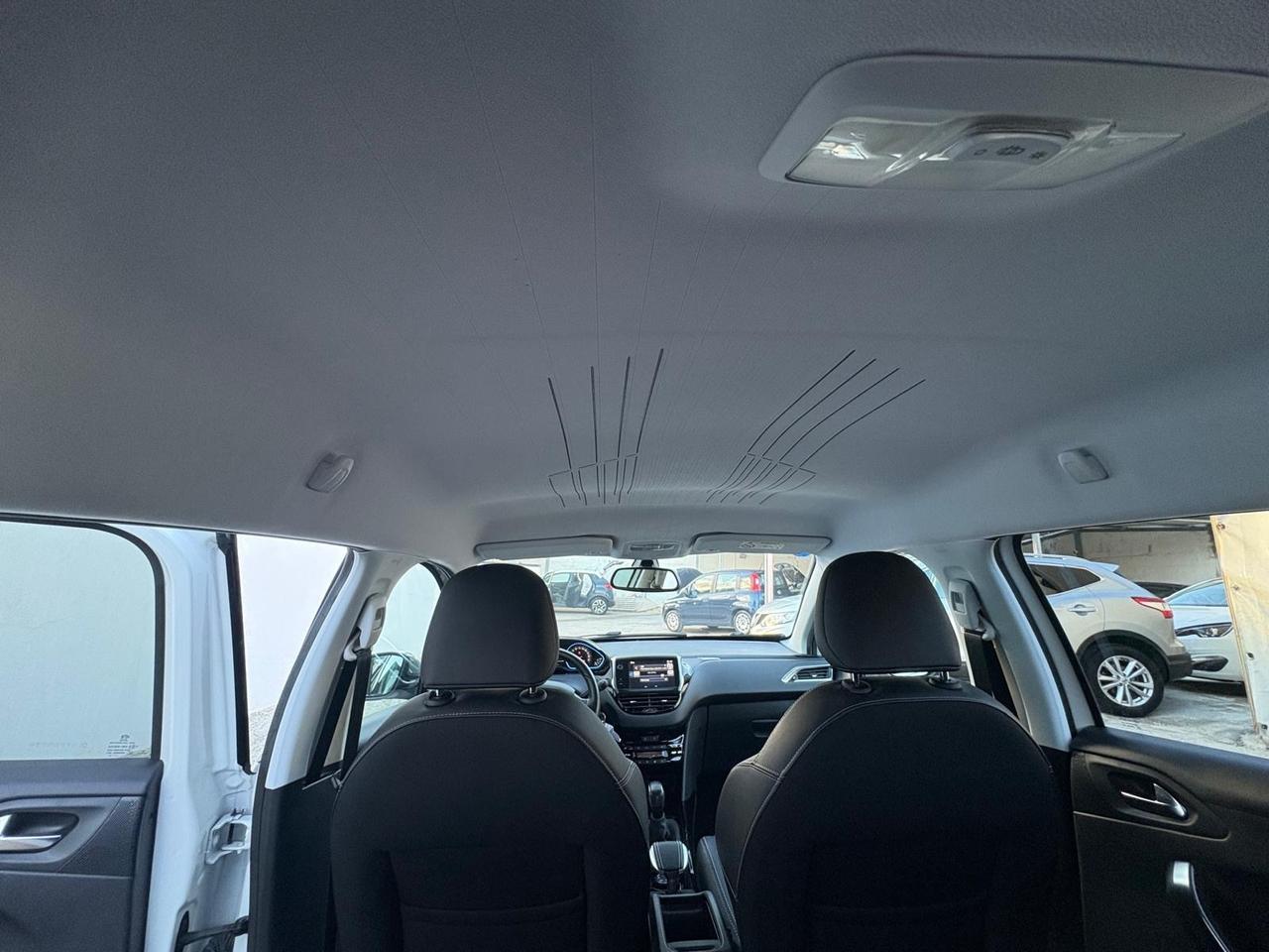 Peugeot 2008 BlueHDi 100 Allure