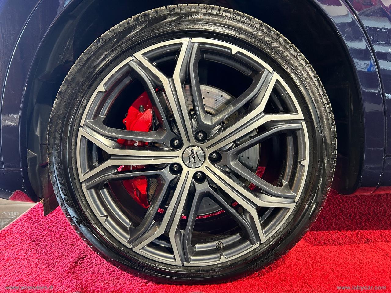 MASERATI Levante V6 Diesel AWD Granlusso