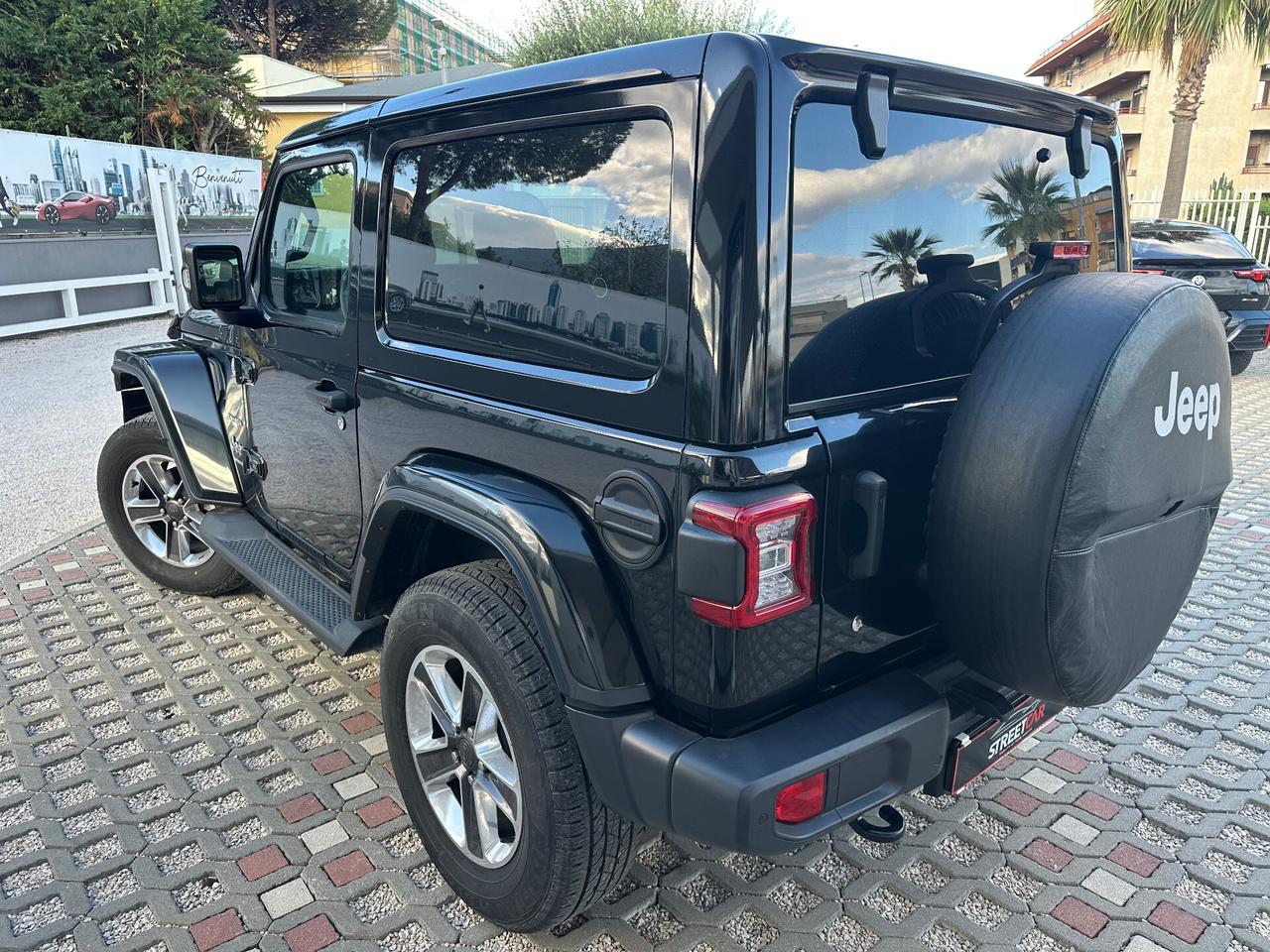 Jeep Wrangler SAHARA