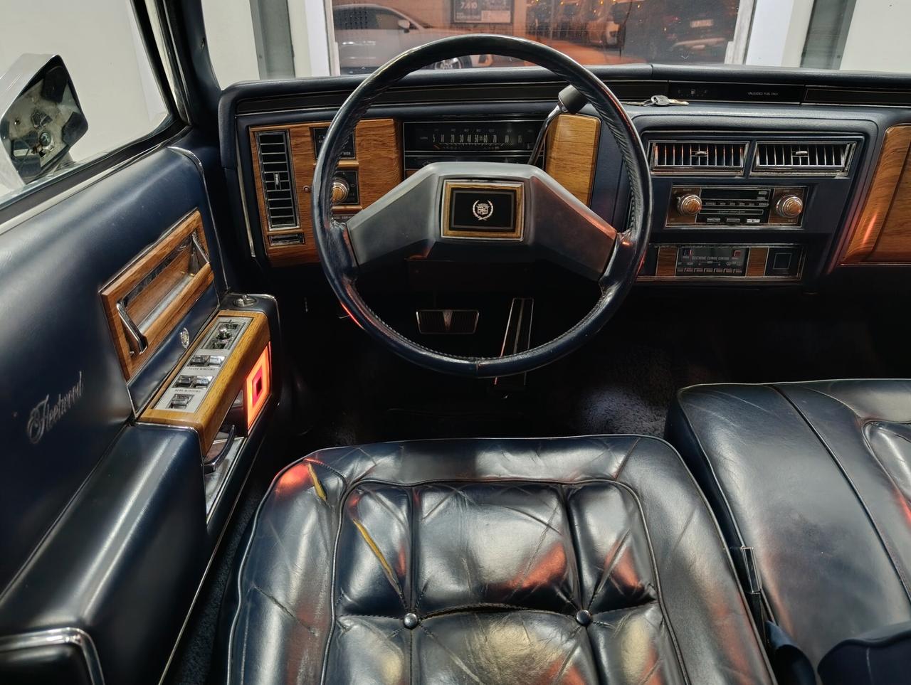 Cadillac Fleetwood Brougham