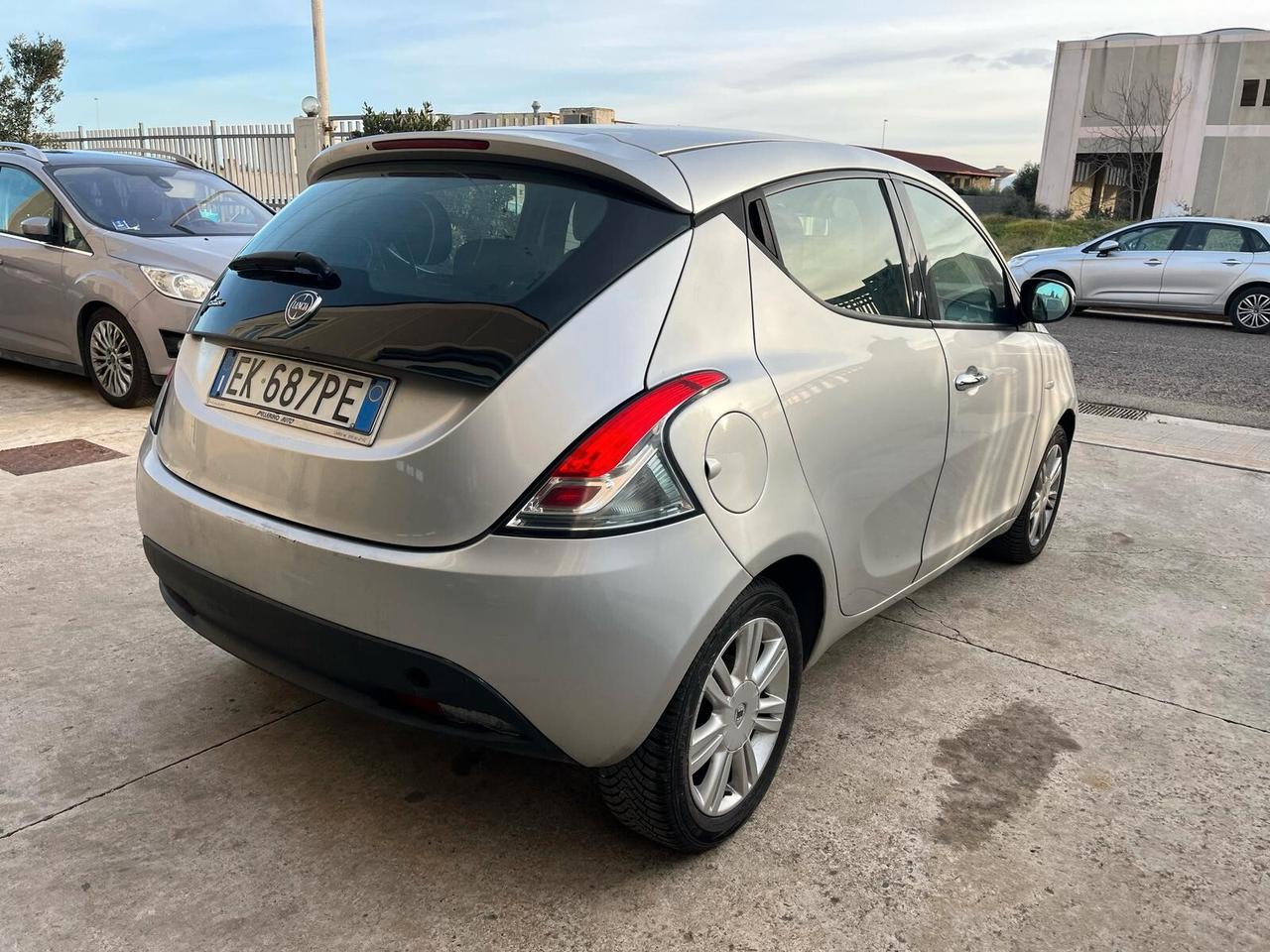 Lancia Ypsilon 1.3 MJT 16V 95 CV 5 porte S&S Gold