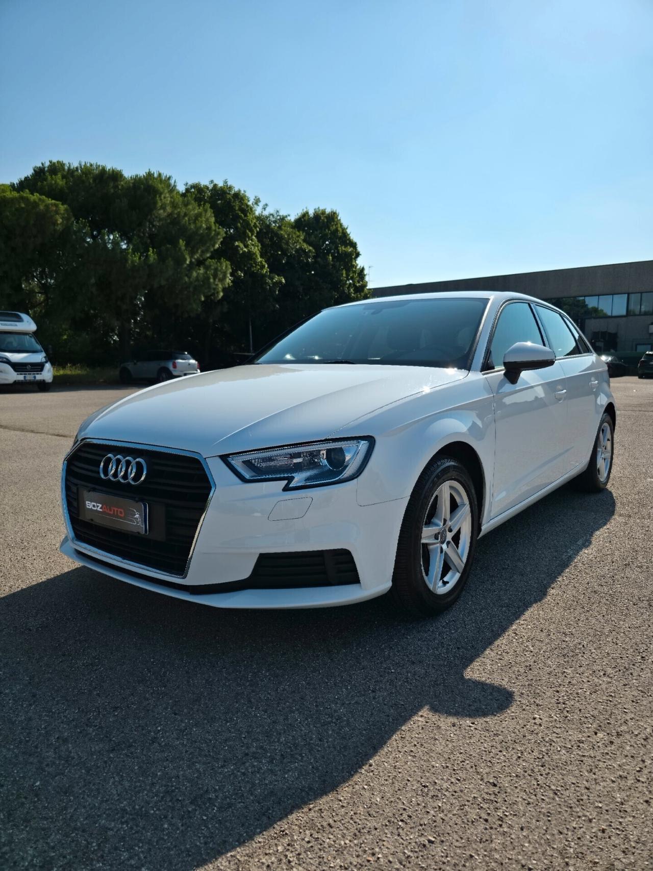 Audi A3 30 G-Tron S Tronic Sport Tagliandata Ufficiale Audi