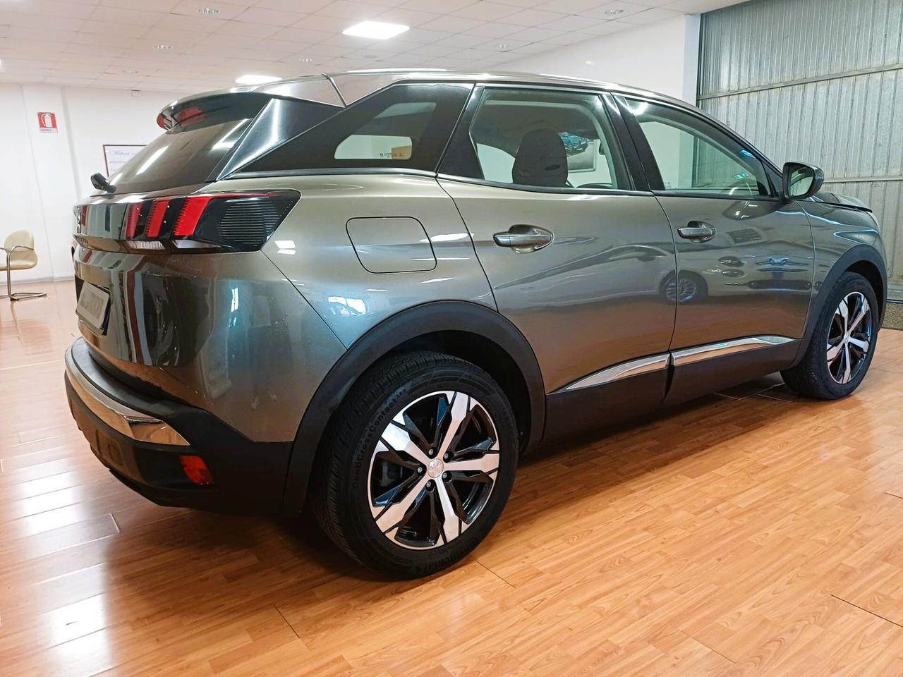 Peugeot 3008 BlueHDi 130 S&S Business