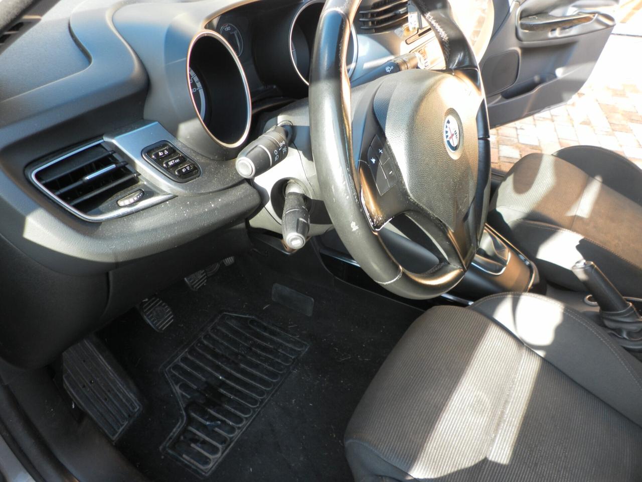 Alfa Romeo Giulietta 1.6 JTDm-2 105 CV Progression NEOPAT.