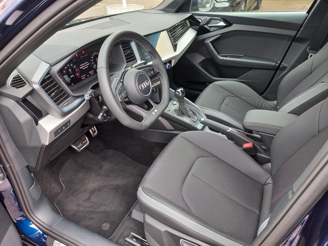 Audi A1 allstreet 30 TFSI S tronic 116 CV S-LINE INTERNO