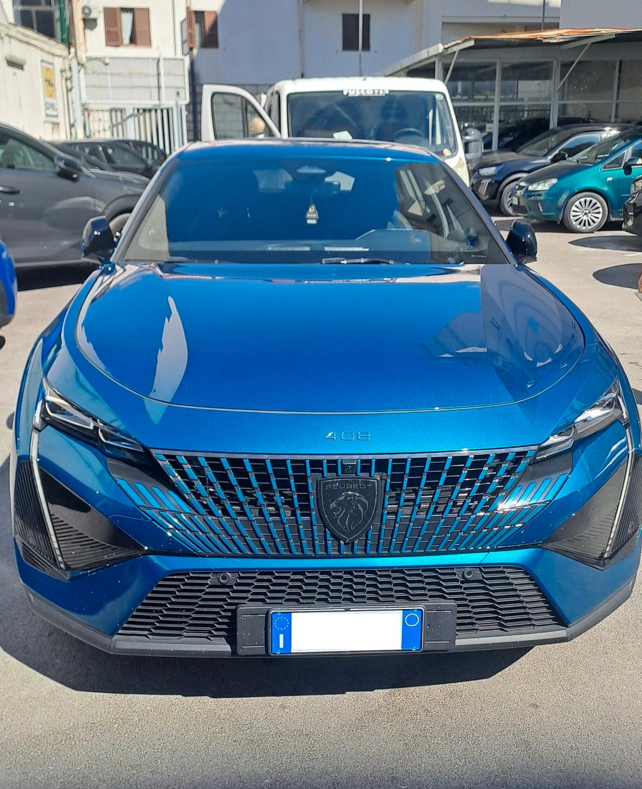 Peugeot 408 1.6 Plug-in Hybrid 225 e-EAT8 GT