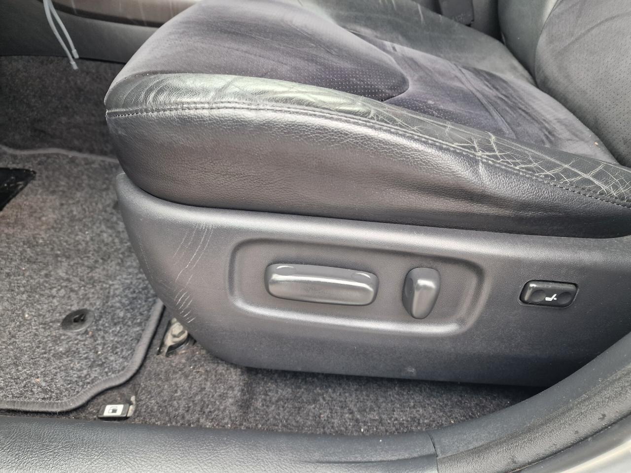 Toyota RAV 4 RAV4 Crossover 2.2 D-4D 150 CV DPF Luxury