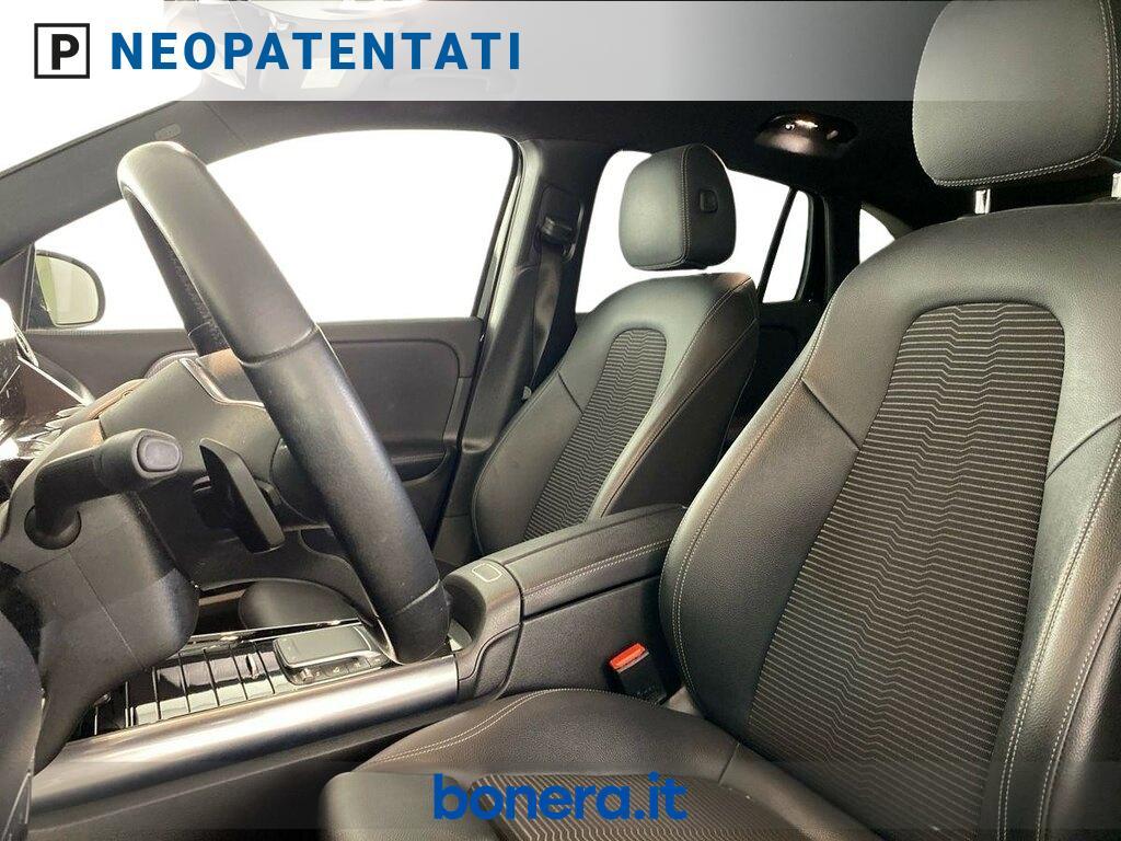 Mercedes GLA 180 180 Sport Plus 7G-DCT