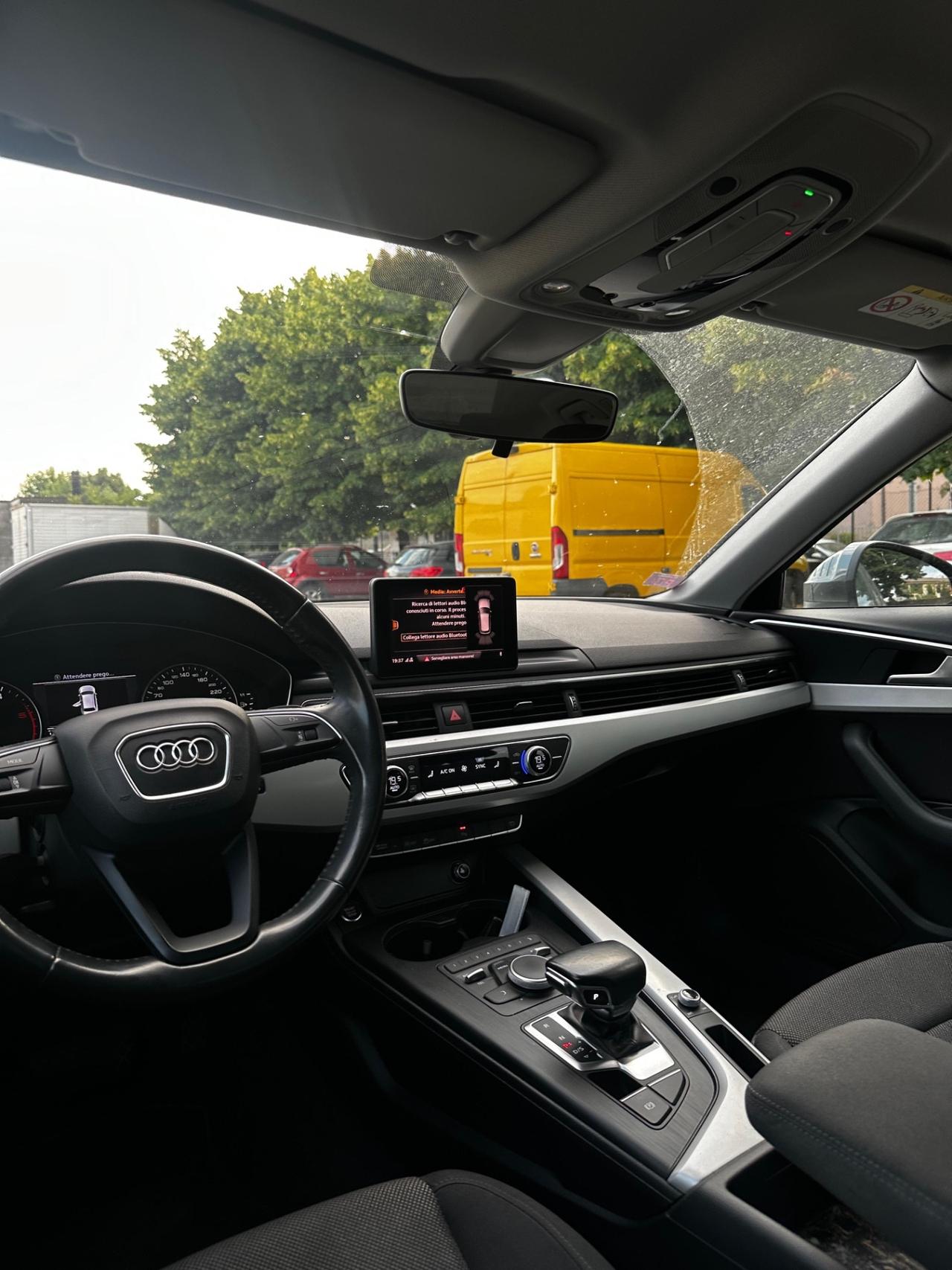 Audi A4 Avant 2.0 TDI 150 CV S tronic Sport