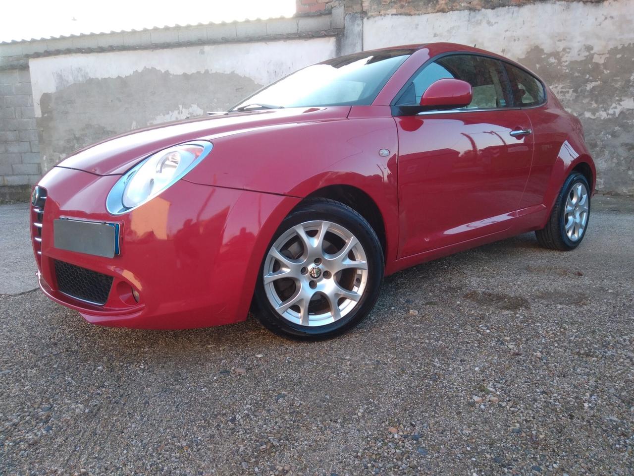 Alfa Romeo MiTo 1.3 JTDm-2 95 CV S&S Distinctive Sport Pack