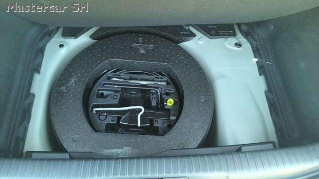 DS AUTOMOBILES DS 3 Crossback Crossback DS3 1.2 Grand Chic 130cv TG: GK977RR