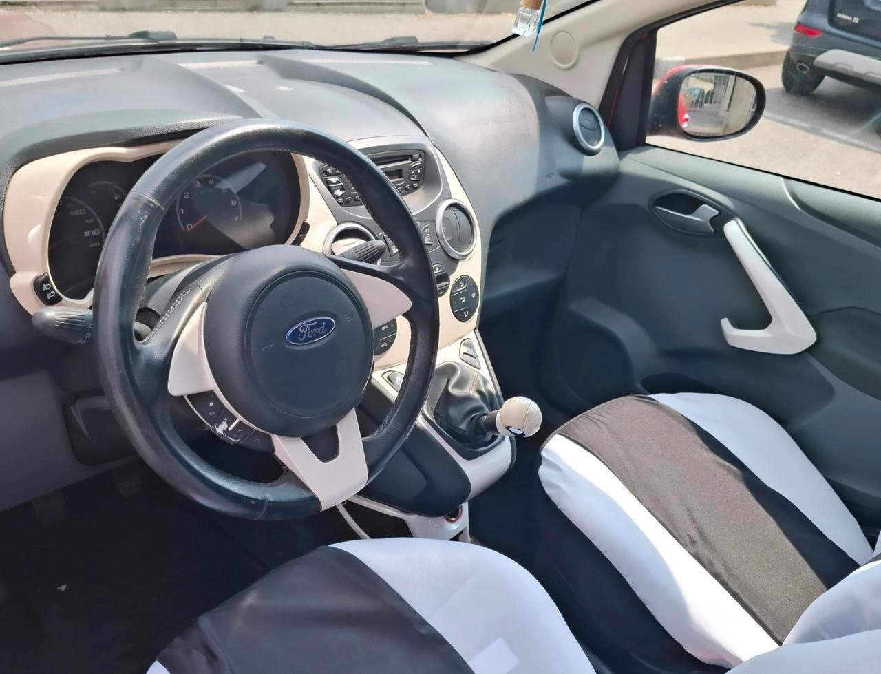 Ford Ka Ka+ 1.2 8V 69CV Titanium