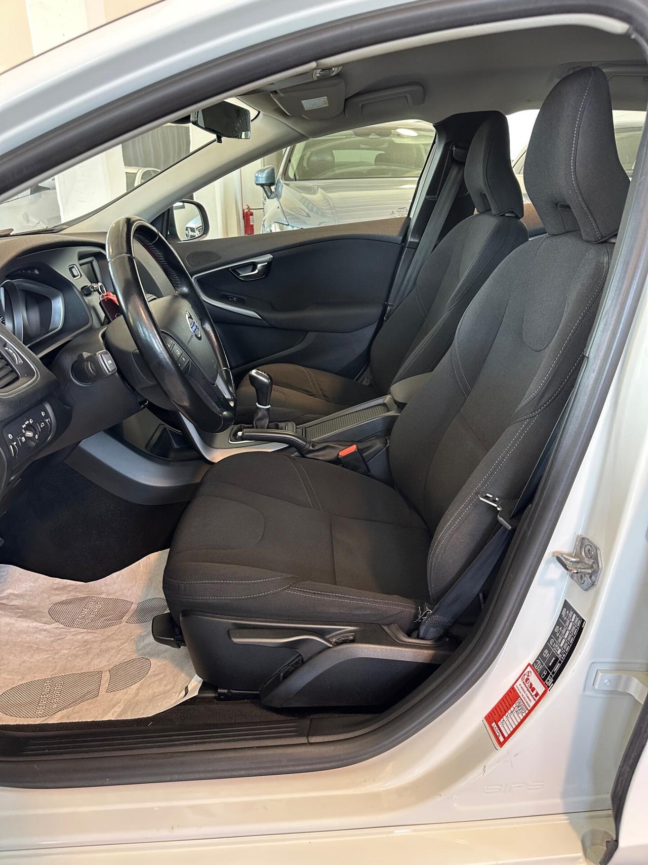 Volvo V40 D2 1.6