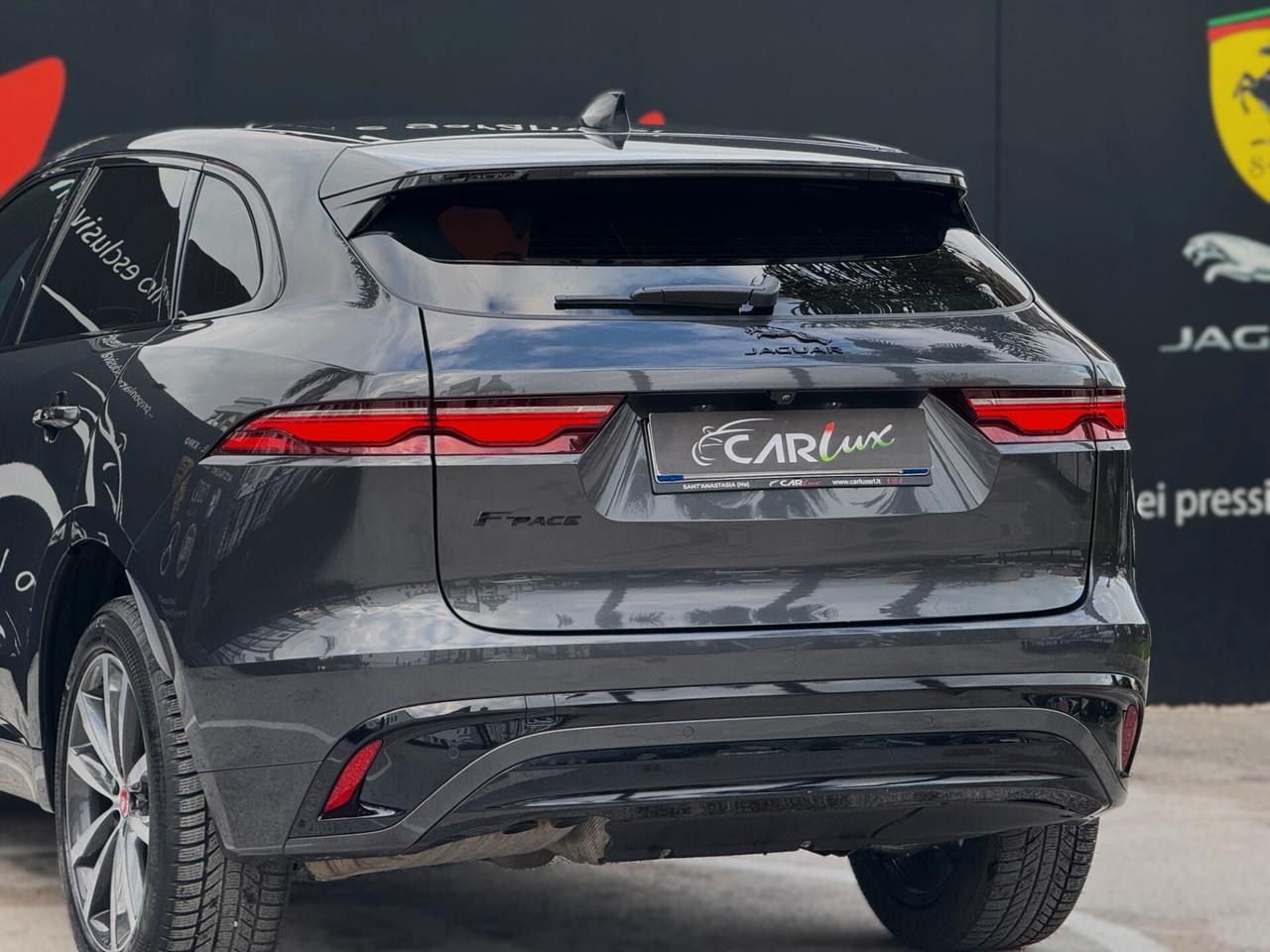 Jaguar F-Pace 2.0d i4 MHEV R-Dynamic SE 204CV