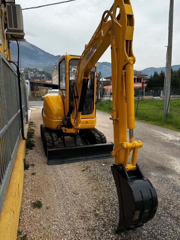 Miniescavatore komatsu pc 30 mrx girosagoma