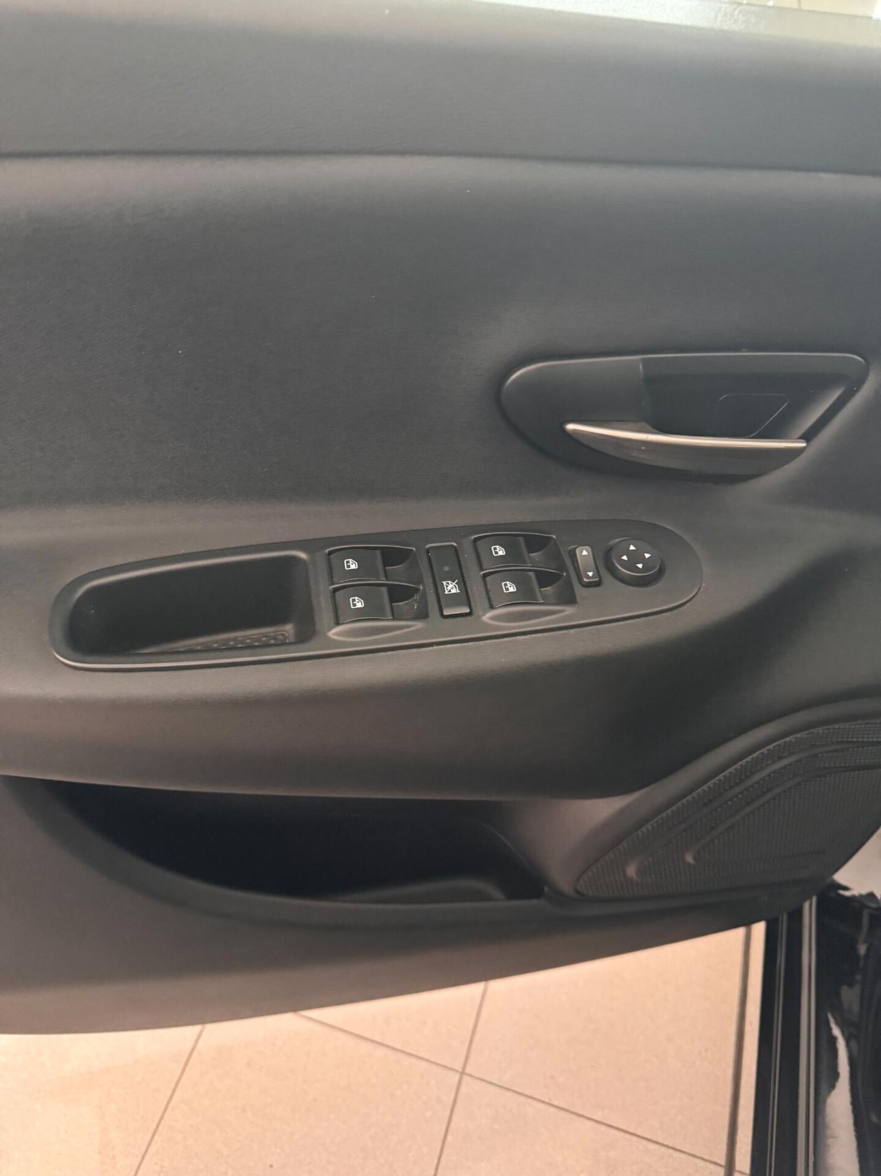 YPSILON GOLD 1.2 BZ FULL OPTIONAL