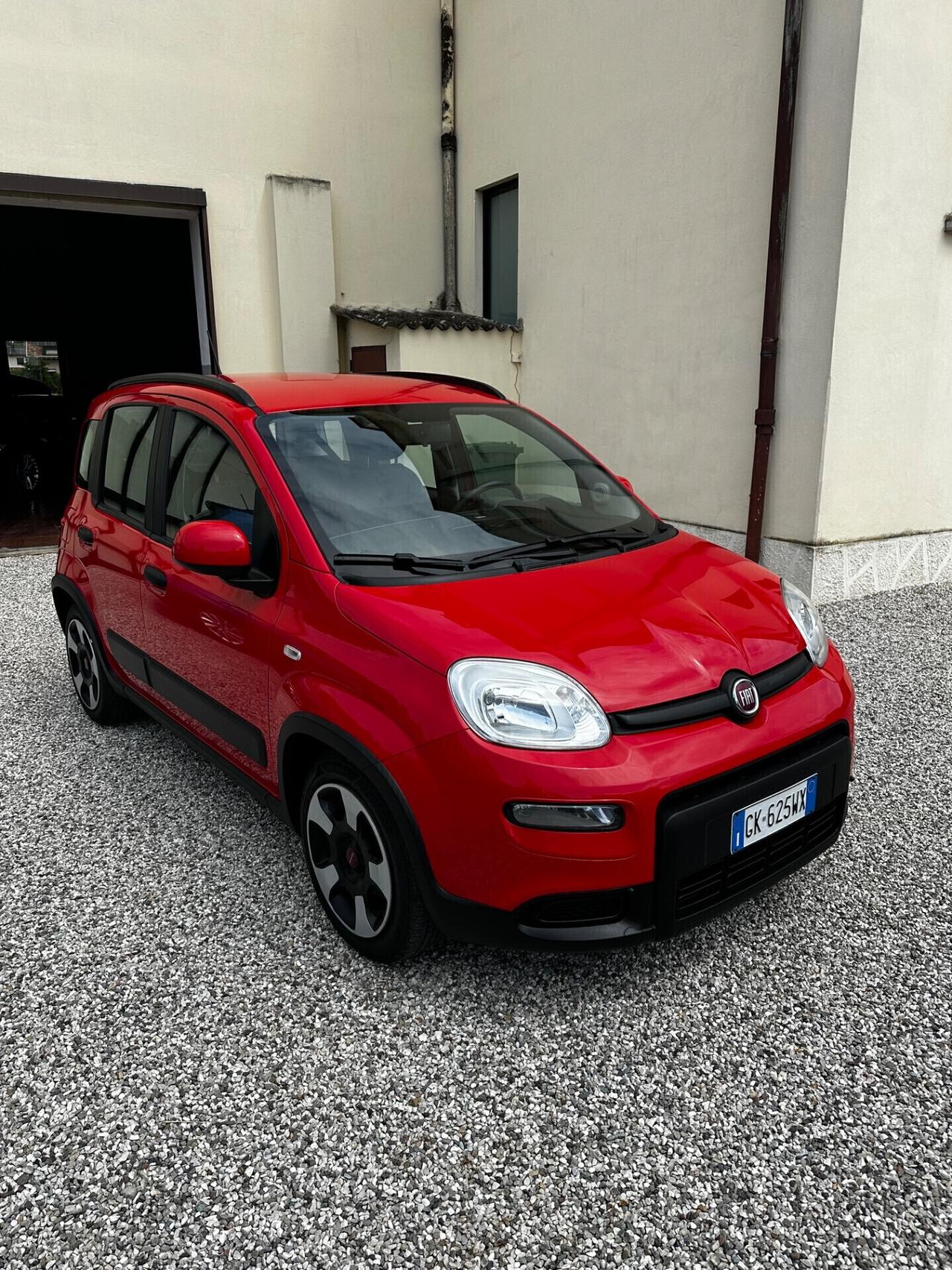 Fiat Panda 1.0 FireFly S&S Hybrid Red