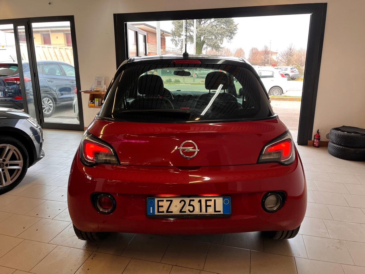 Opel Adam 1.2 70 CV Jam