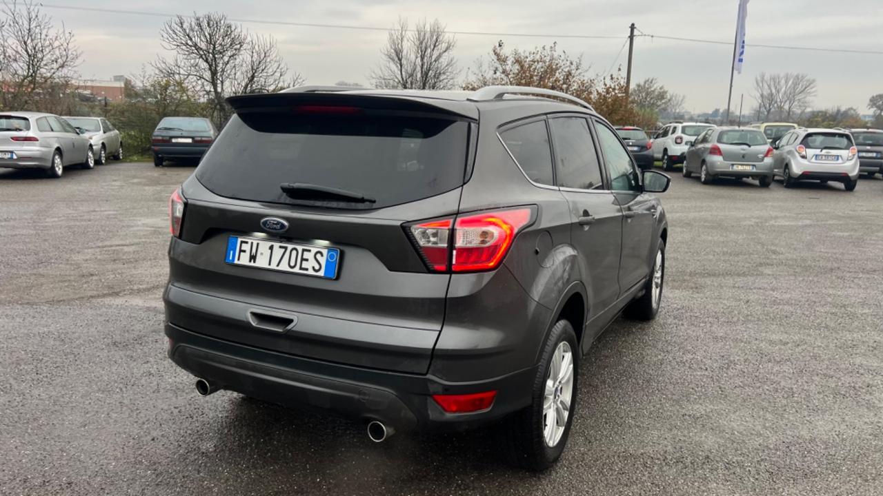 Ford Kuga 1.5 TDCI 120 CV S&S 2WD ST-Line