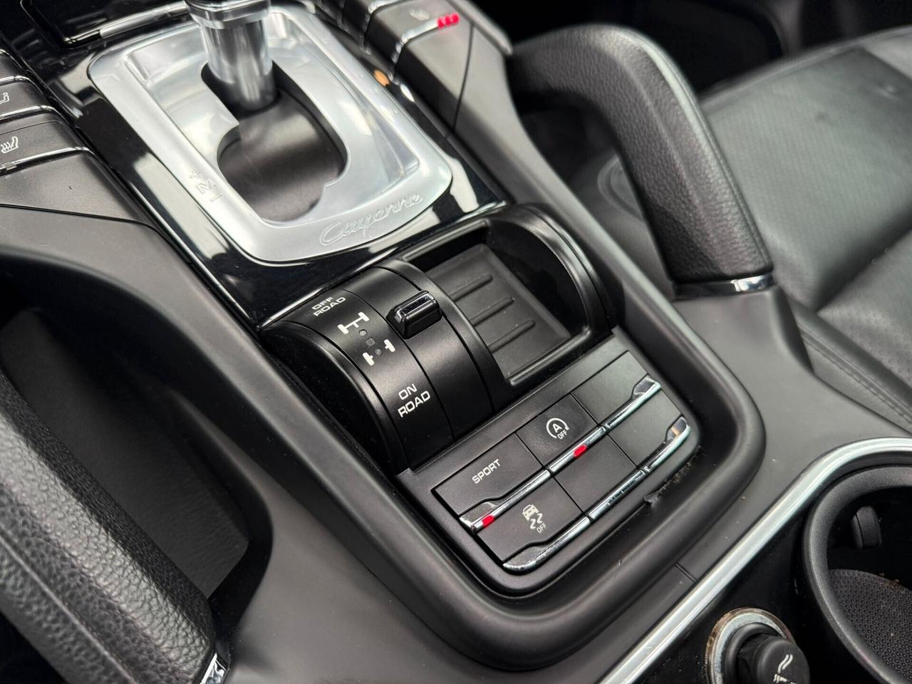 Porsche Cayenne Cayenne 3.0 tiptronic (276)