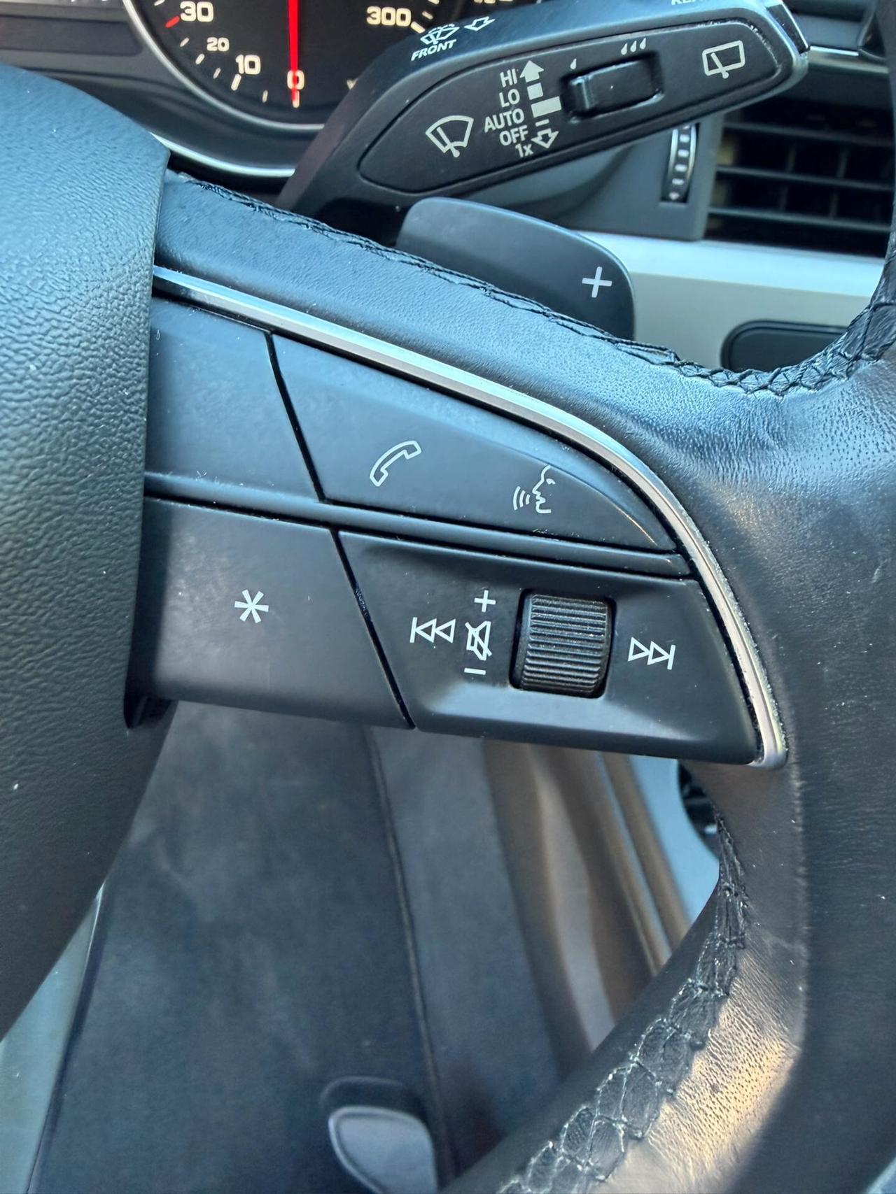 AUDI A4 AVANT 40 TDI QUATTRO S TRONIC S LINE EDITION