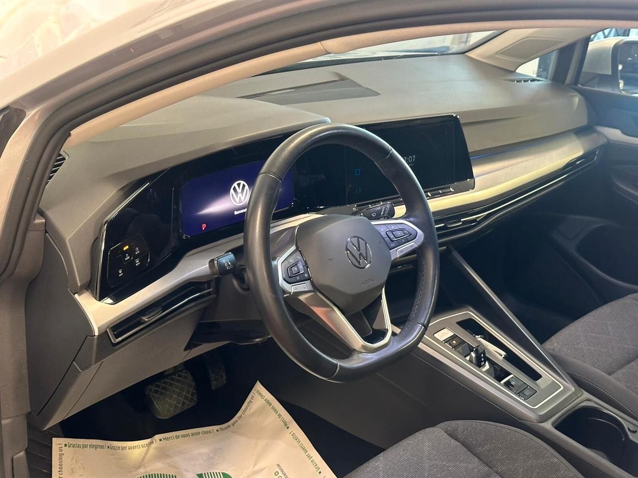 Volkswagen Golf 1.0 eTSI EVO DSG Life AUTOMATICA