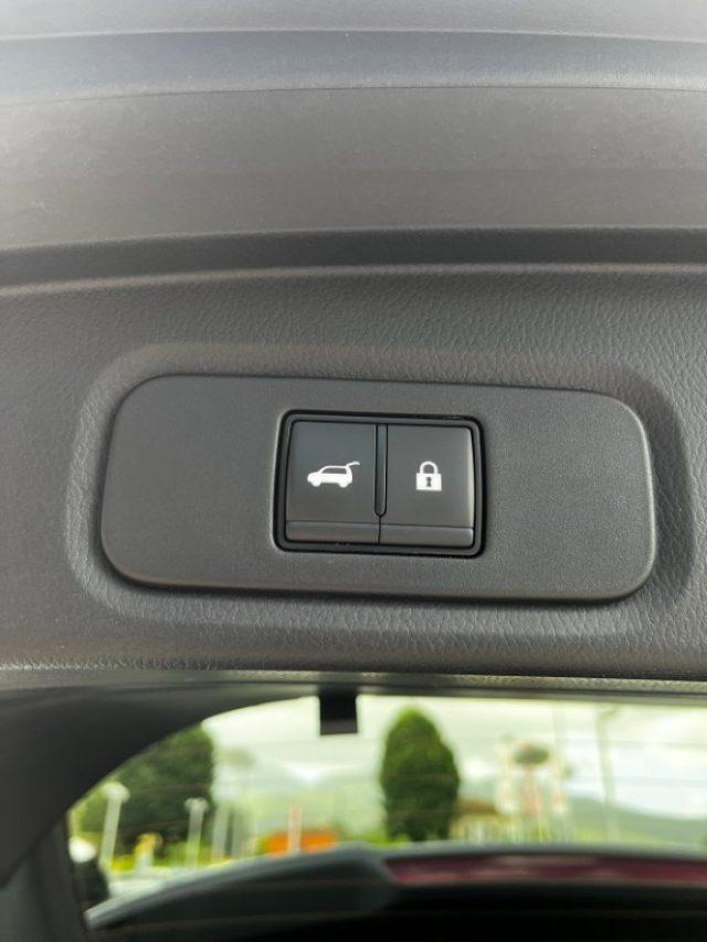 NISSAN Qashqai MHEV 140 CV Tekna