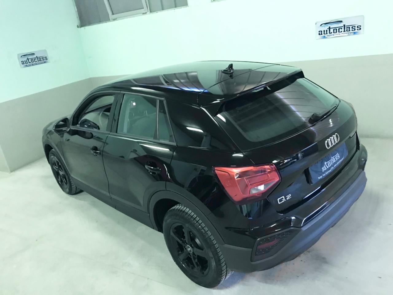 Audi Q2 30 TFSI Business