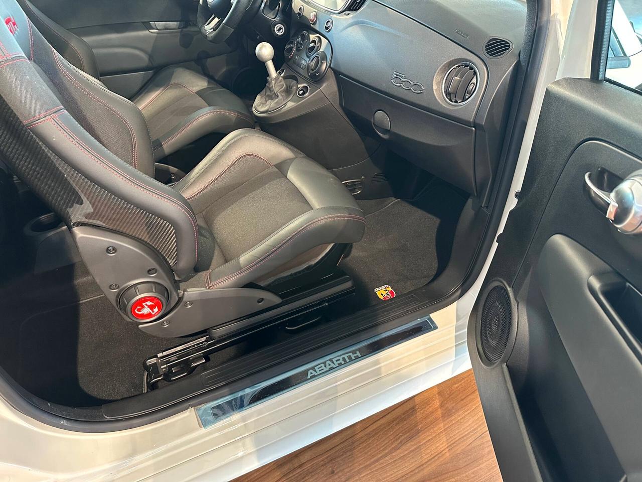 Abarth 595 1.4 Turbo T-Jet 180 CV Esseesse