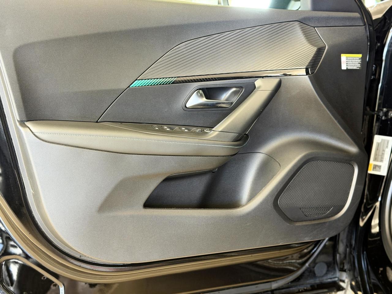 PEUGEOT 2008 Allure Navi - BlueHDi 130cv EAT8