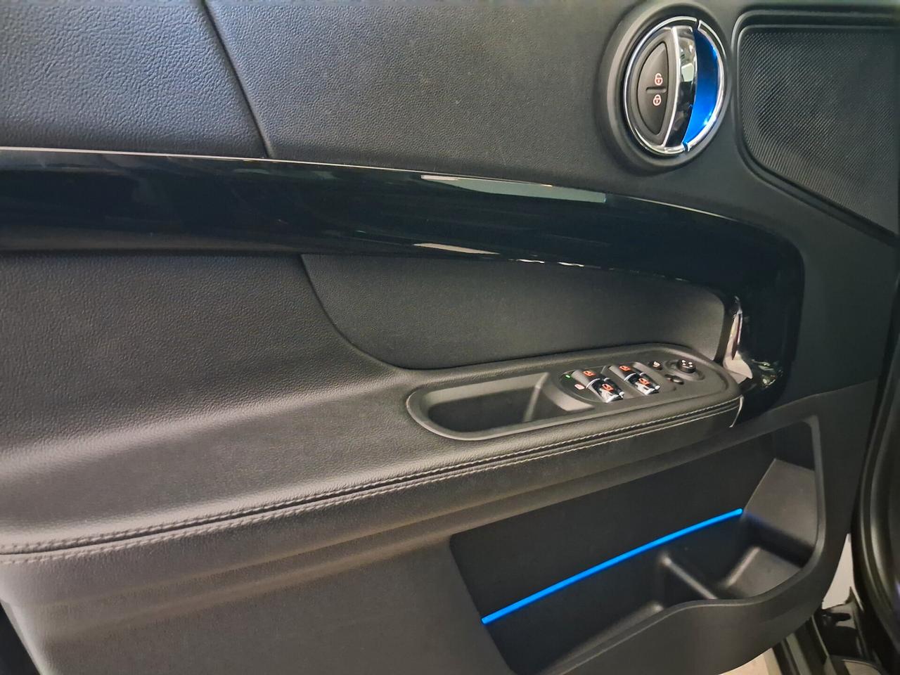 Mini Cooper SD Countryman 2.0 ALL4 Automatica