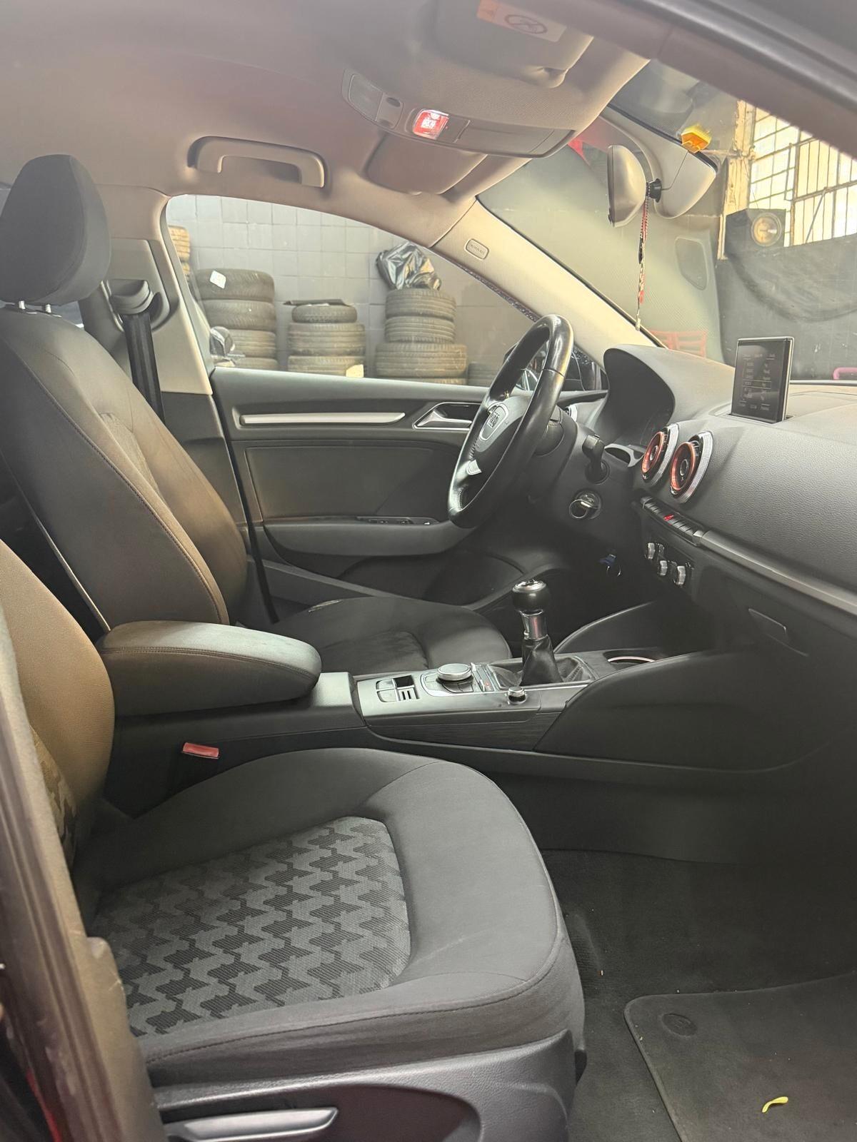 Audi A3 1.6 TDI clean diesel Attraction