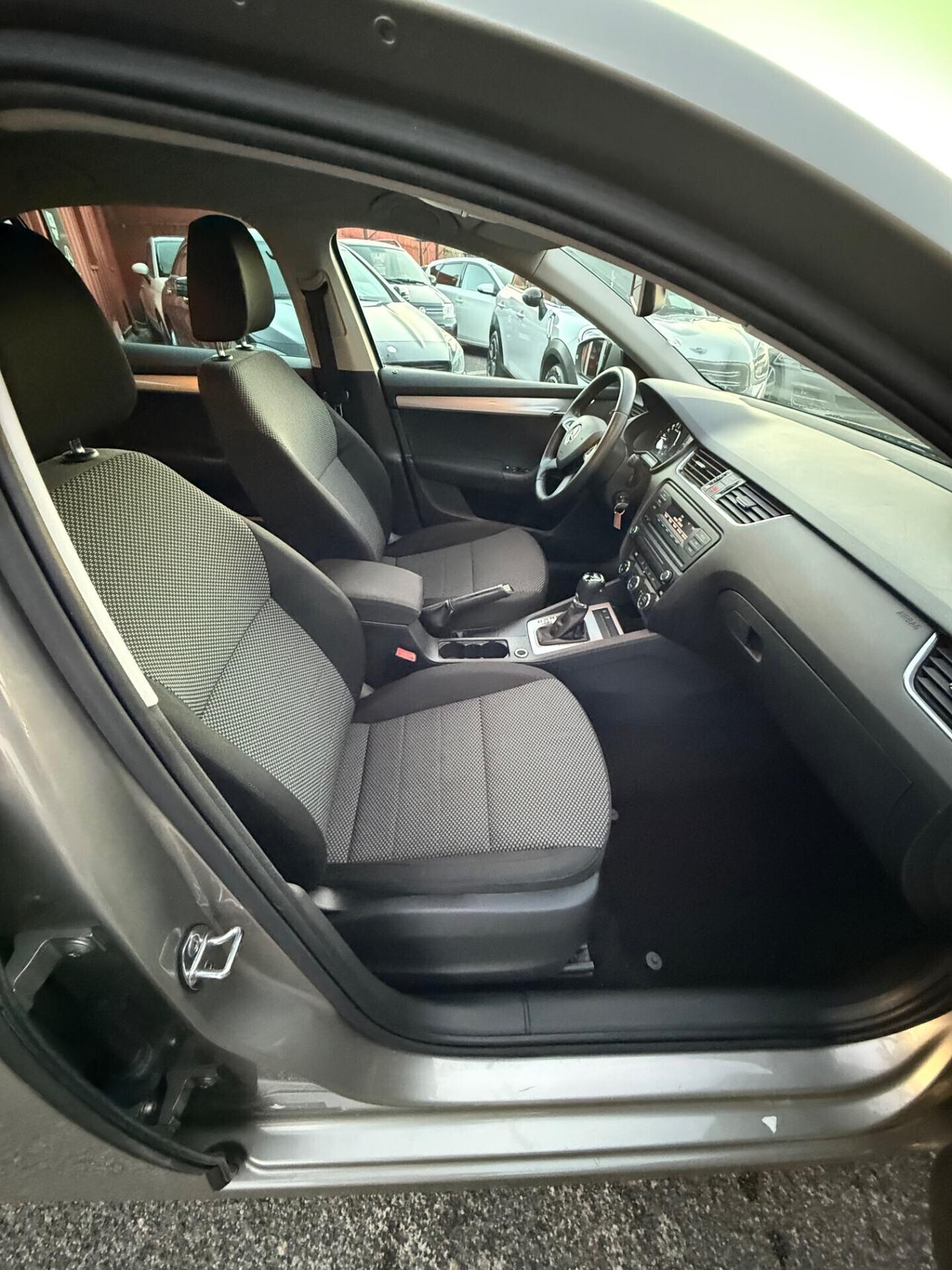 Octavia 2.0 TDI 150CV/unipro/berlina/dsg/garanzia