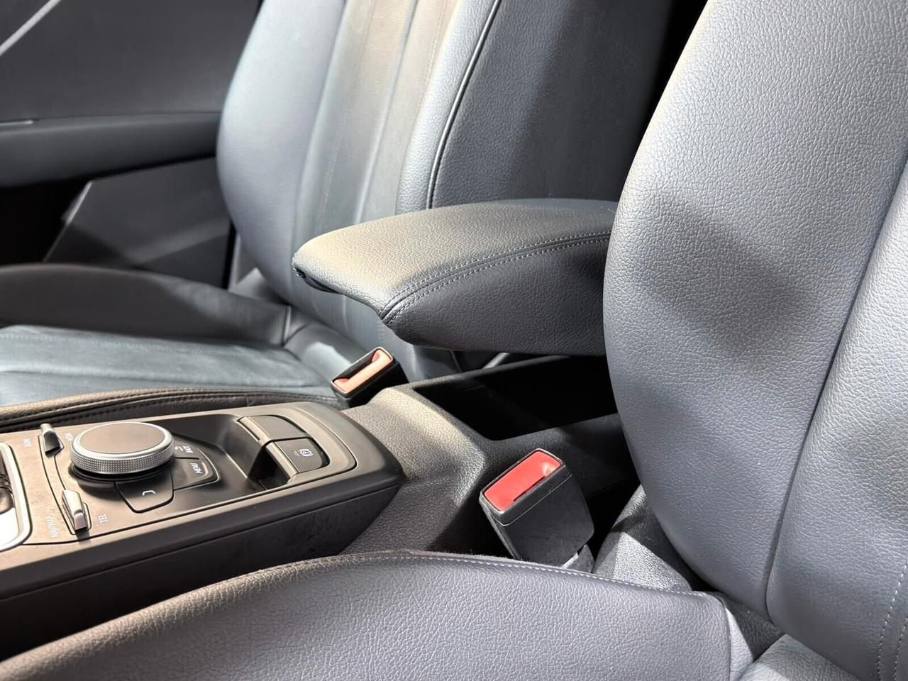 AUDI Q2 2.0TDI 150CV QUATTRO S-TRONIC 2017 GANCIO TRAINO