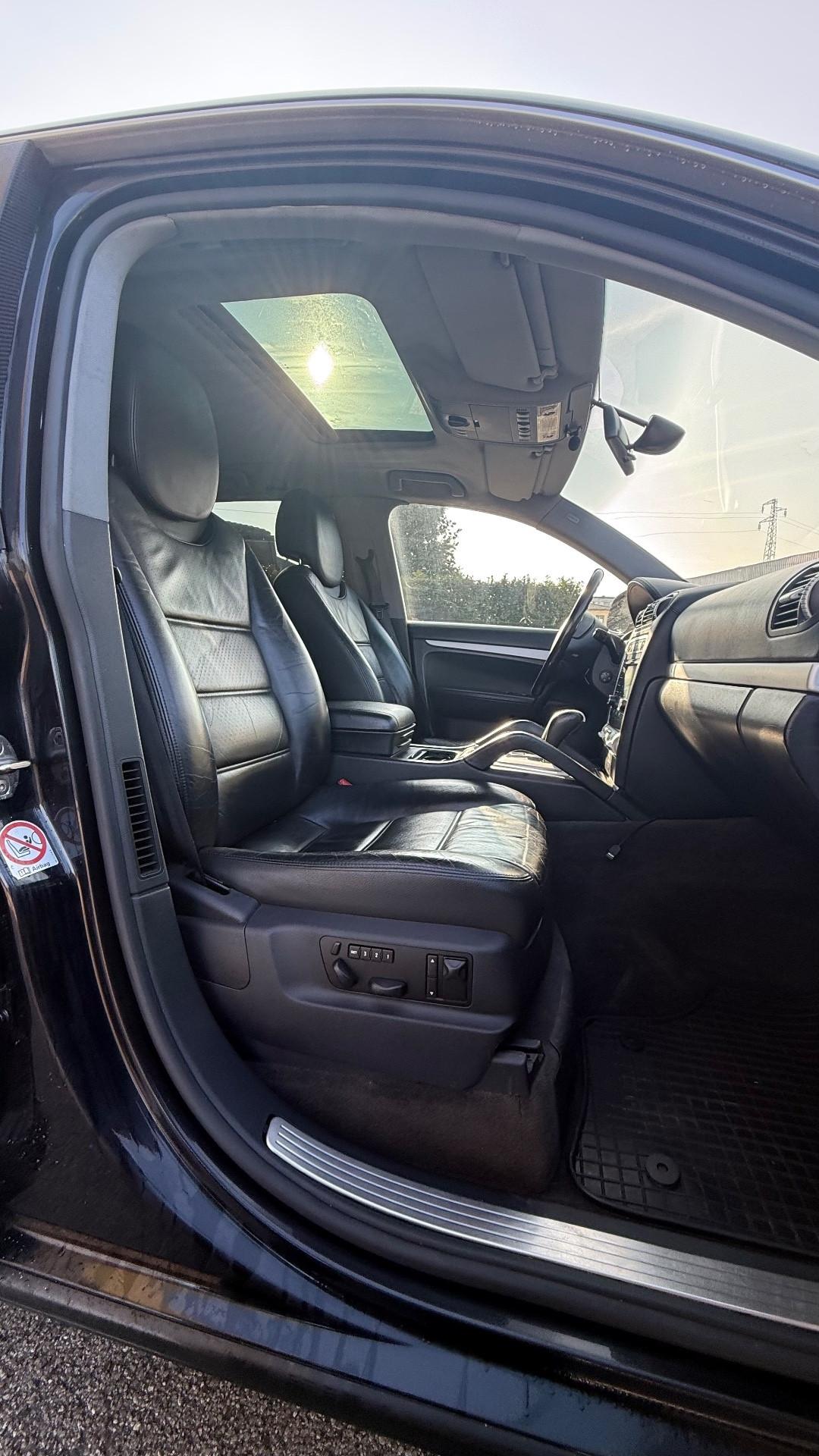 Porsche Cayenne 4.5 cat Turbo