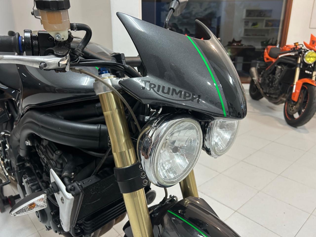 Triumph Speed triple 1050