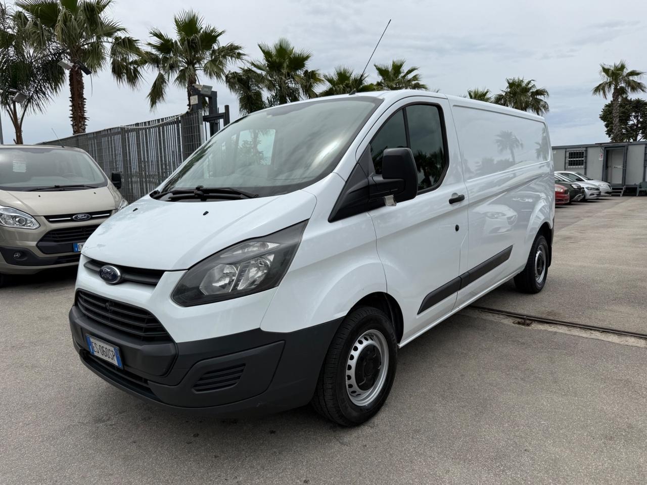 Ford Transit Custom 2.2 Diesel Passo Lungo