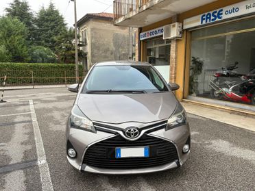 TOYOTA Yaris 1.0 5p Lounge - 2015